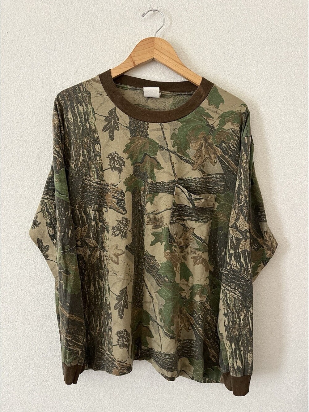 Vintage RealTree Camo Long Sleeve Pocket T Shirt XL⁠